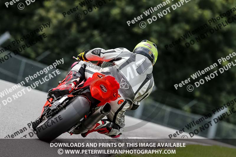 PJM Photography;anglesey;brands hatch;cadwell park;croft;donington park;enduro digital images;event digital images;eventdigitalimages;mallory;no limits;oulton park;peter wileman photography;racing digital images;silverstone;snetterton;trackday digital images;trackday photos;vmcc banbury run;welsh 2 day enduro